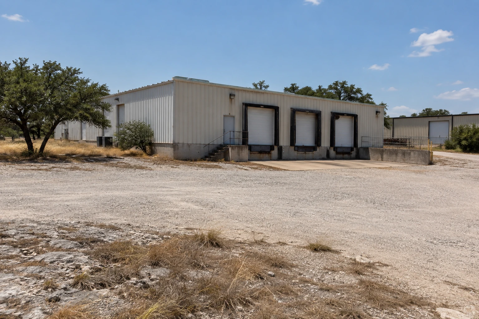 Commercial Roofing in the Fortuna Road and Yarrington Road Industrial Area, San Marcos, TX